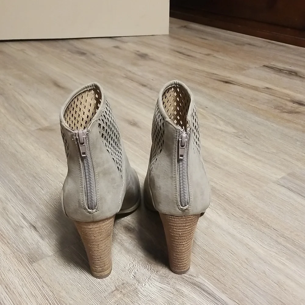 Bootie - Picture 3 of 4